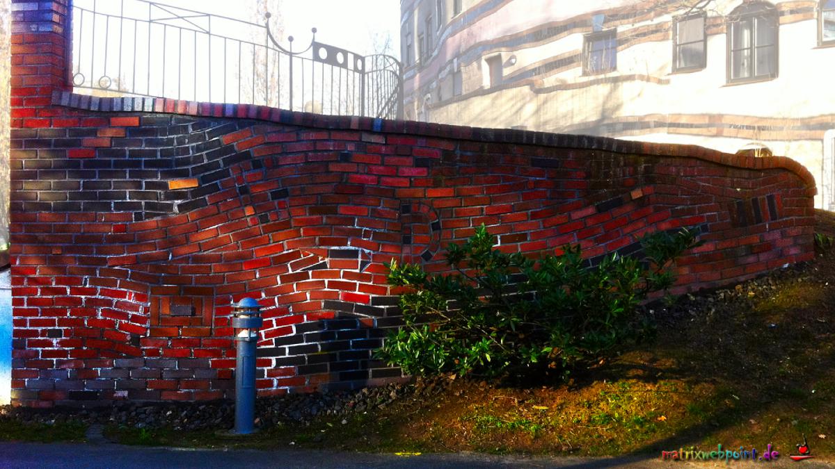         Waldspirale Westmauer